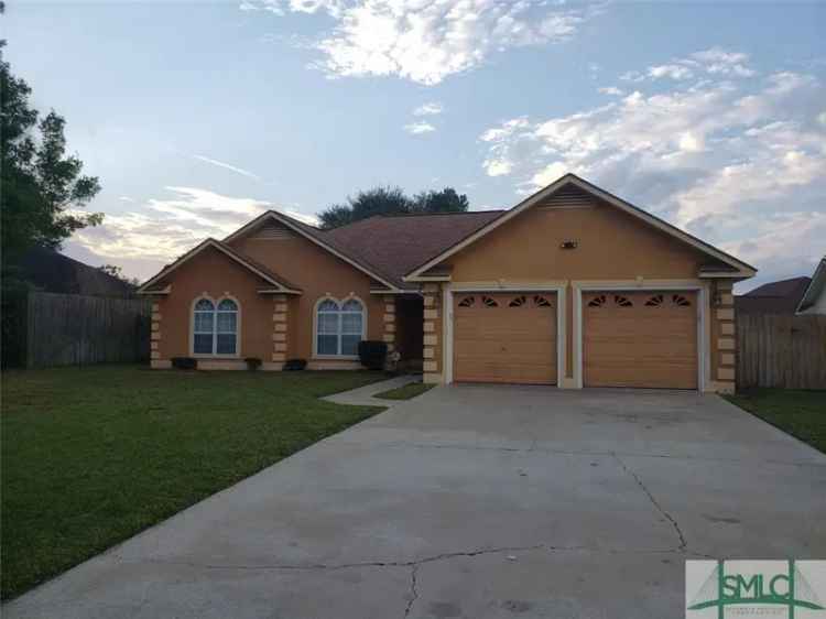 Single-family house For Sale in 1905, Stonehenge Drive, Hinesville, Georgia