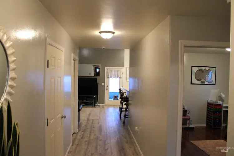 Single-family house For Sale in Jerome, Idaho