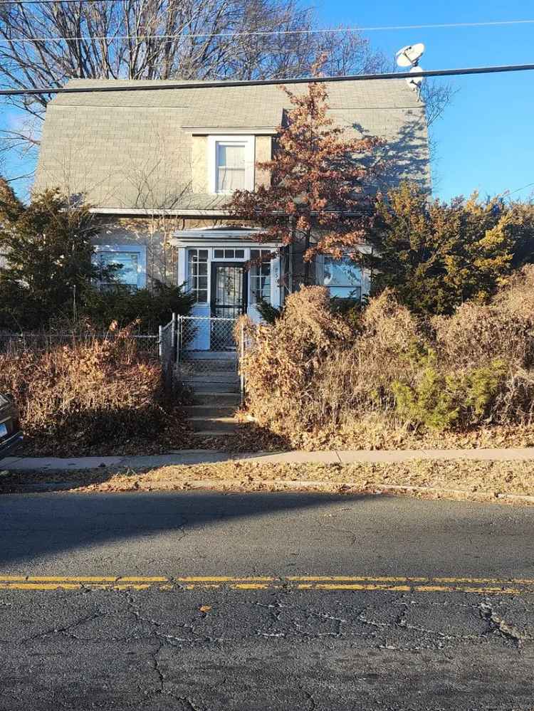 Single-family house For Sale in 850, Tower Avenue, Hartford, Connecticut