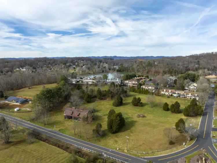 Land For Sale in 2089, King College Road, Bristol, Tennessee