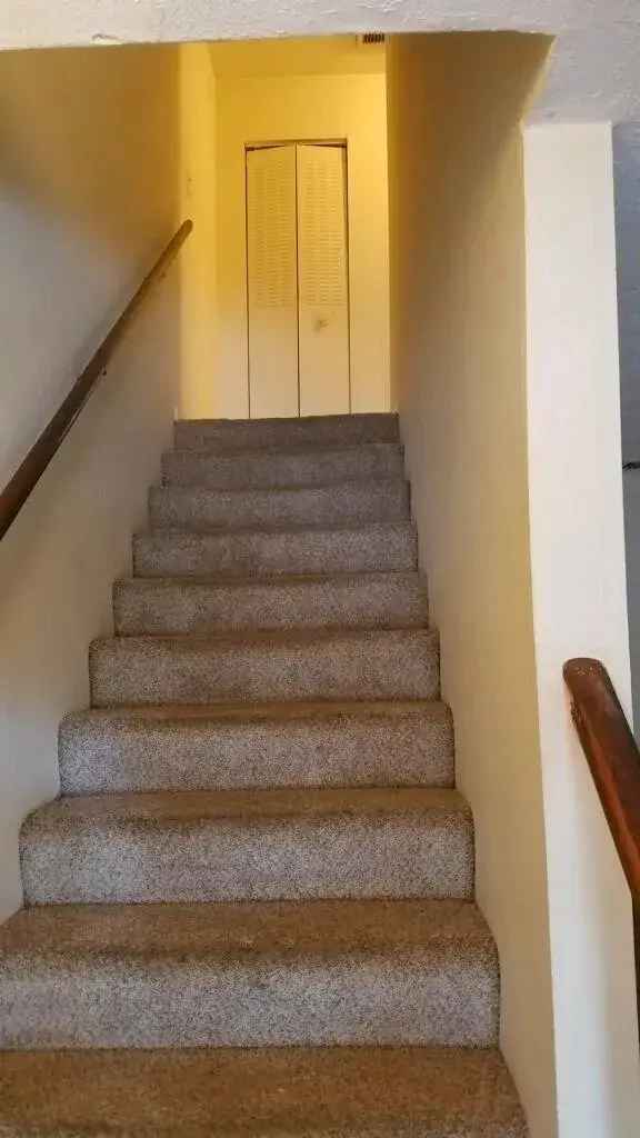 Townhouse for Rent near Loop 10