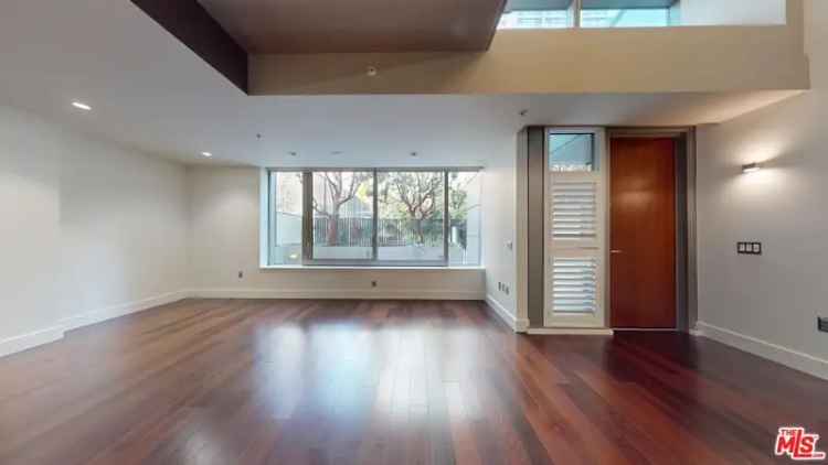 House For Sale in 1155, South Grand Avenue, Los Angeles, California