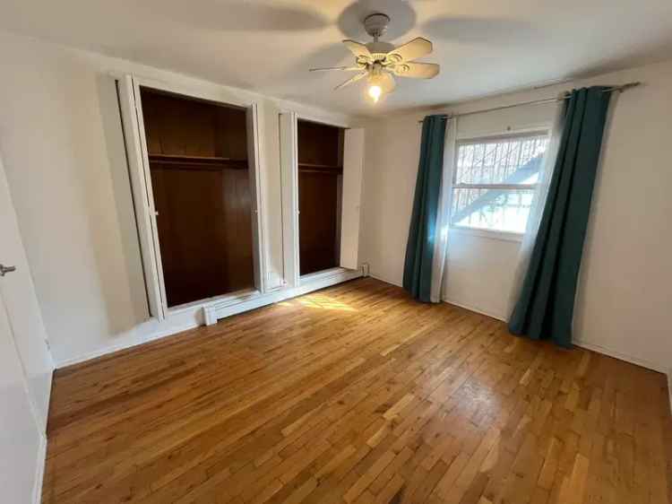 2 Bedroom Apartment for Rent - King Size Bed - Pet Friendly