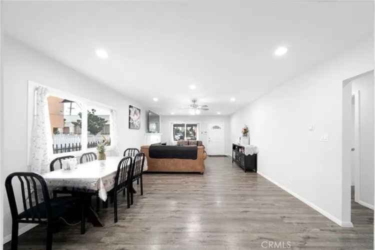 Single-family house For Sale in 3417, Arlington Avenue, Los Angeles, California