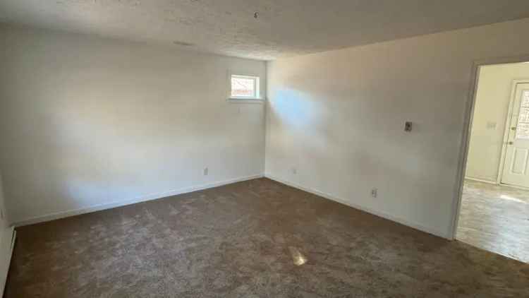 3 Bedroom 1.5 Bath Rancher Home for Rent