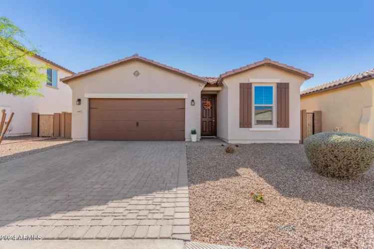 Single-family house For Sale in 44033, West Palo Olmo Road, Maricopa, Arizona