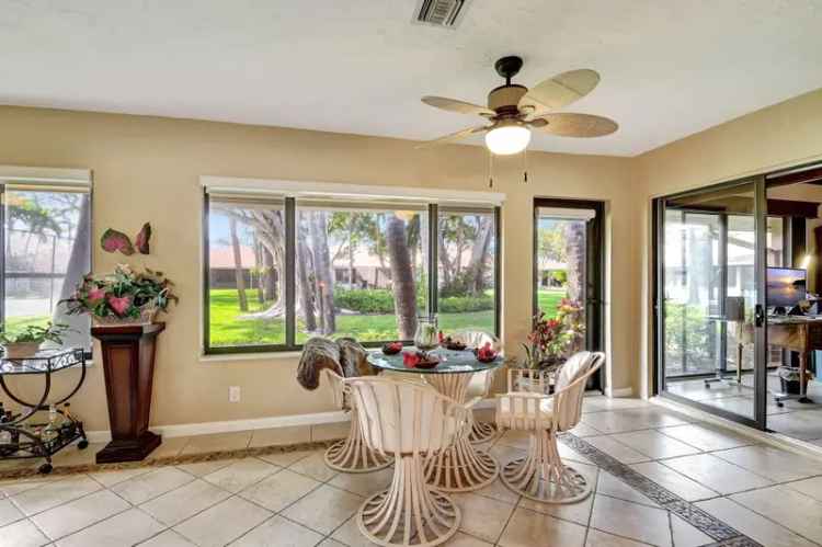 House For Sale in Hypoluxo, Florida