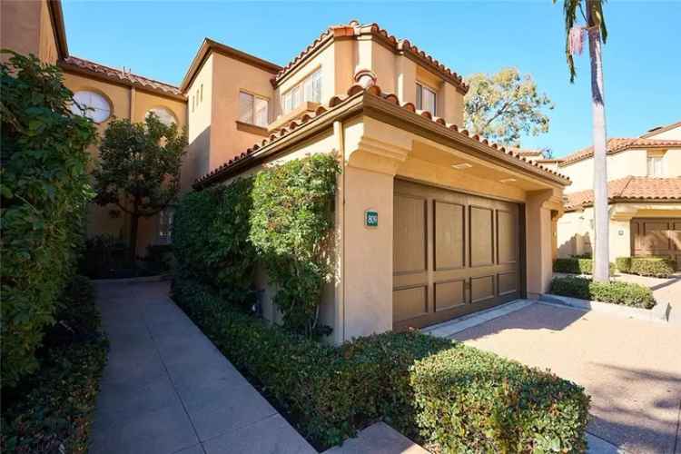 Condo For Sale in 809, Muirfield Drive, Newport Beach, California