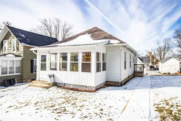 Single-family house For Sale in 304, North Garnavillo Street, Anamosa, Iowa