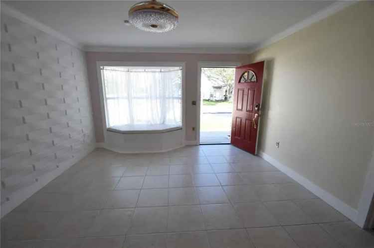 Single-family house For Sale in 2918, 10th Street North, Saint Petersburg, Florida