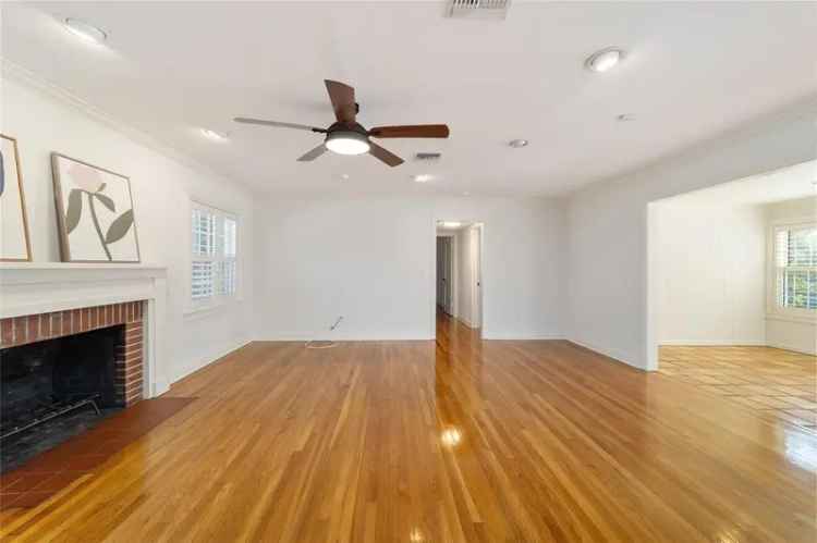 Single-family house For Sale in 1728, Southeast 8th Street, Ocala, Florida