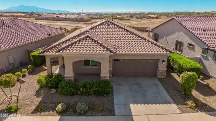 Single-family house For Sale in 20403, West Calle Encorvada, Buckeye, Arizona