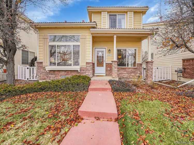 Single-family house For Sale in 4849, Spyglass Drive, Broomfield, Colorado