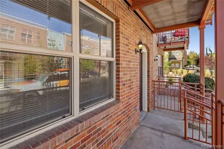 Condo For Sale in Arvada, Colorado