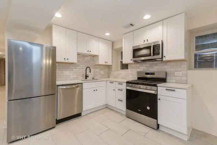 Condo For Sale in 6318-6320, South Greenwood Avenue, Chicago, Illinois