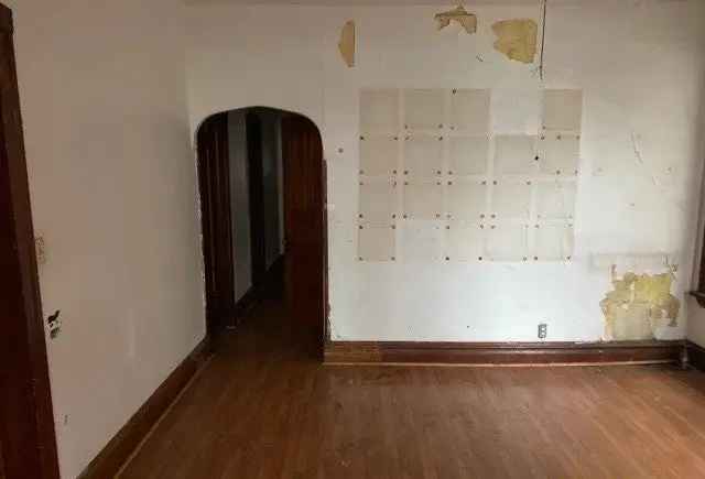 Multi-family house For Sale in 6521, South Green Street, Chicago, Illinois