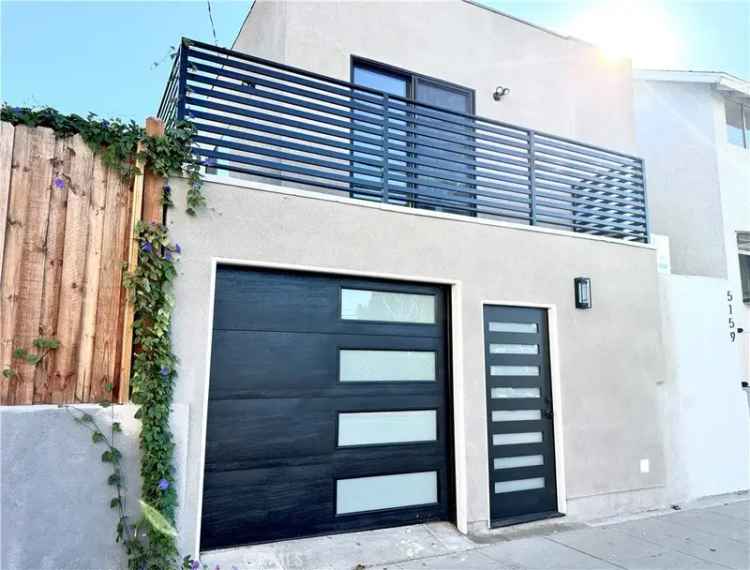 Single-family house For Sale in Los Angeles, California