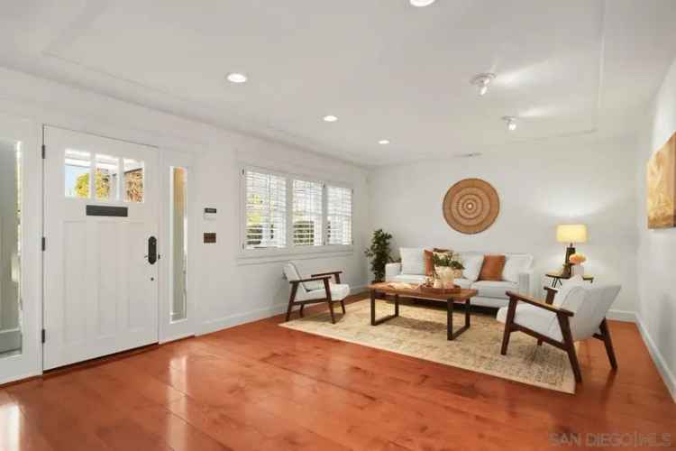 Single-family house For Sale in 4353, Santa Cruz Avenue, San Diego, California