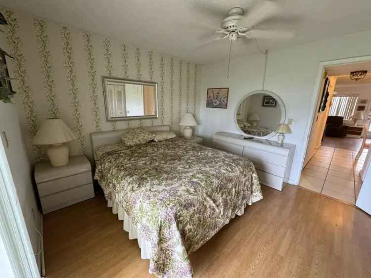 Condo For Sale in 185, Andover H, Florida