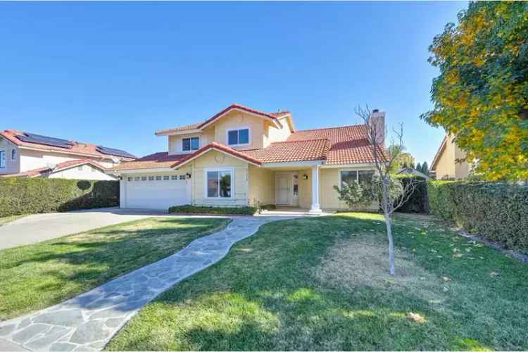 Single-family house For Sale in 45478, Masters Drive, Temecula, California