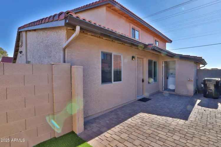 Multi-family house For Sale in 6221, East Greenway Street, Mesa, Arizona