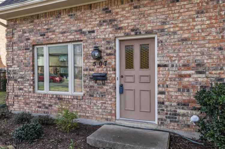 House For Sale in 507, Saint Charles Drive, Arlington, Texas