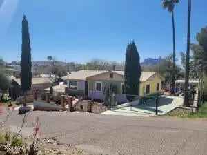 Single-family house For Sale in 502, South Church Avenue, Superior, Arizona