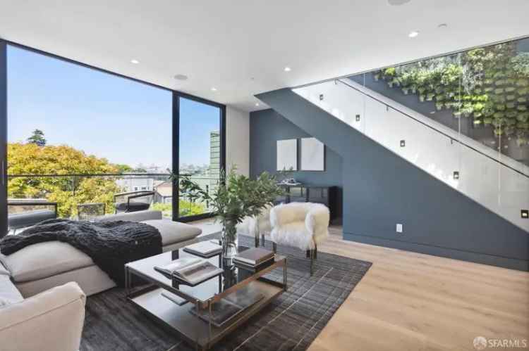 Single-family house For Sale in 66, Beaver Street, San Francisco, California