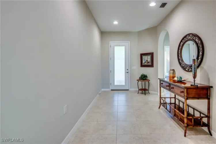 Single-family house For Sale in Fort Myers, Florida