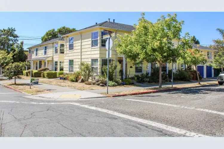 Multi-family house For Sale in 1744, Tenth Street, Berkeley, California