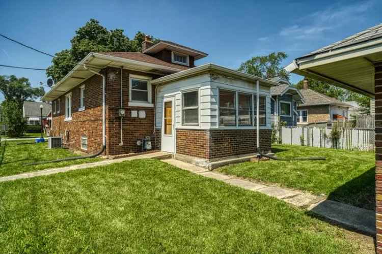 Single-family house For Sale in 7237, Marshall Avenue, Hammond, Indiana