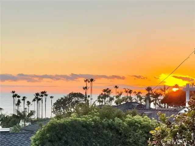 Single-family house For Sale in 134, Wave Street, Laguna Beach, California