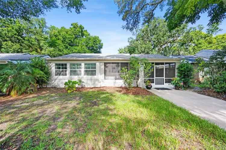 Single-family house For Sale in Orlando, Florida