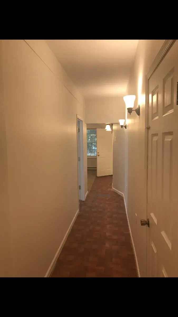 2 Bedroom Apartment for Rent - Newly Renovated