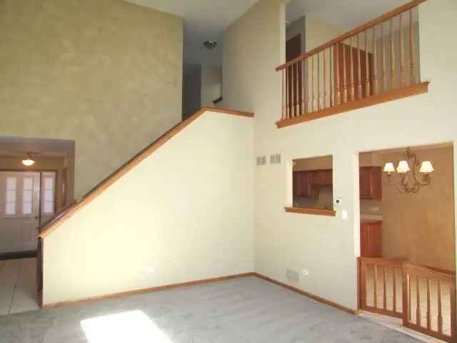 House For Sale in 17413, Carlyle Court, Tinley Park, Illinois