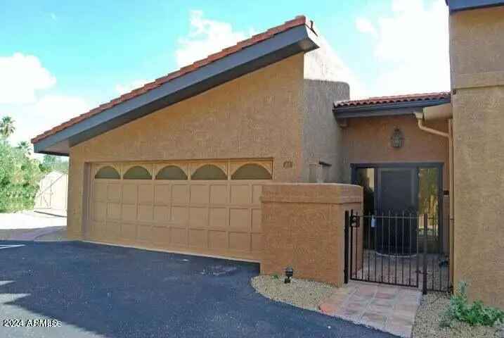 House For Sale in 7435, East Sundance Trail, Carefree, Arizona