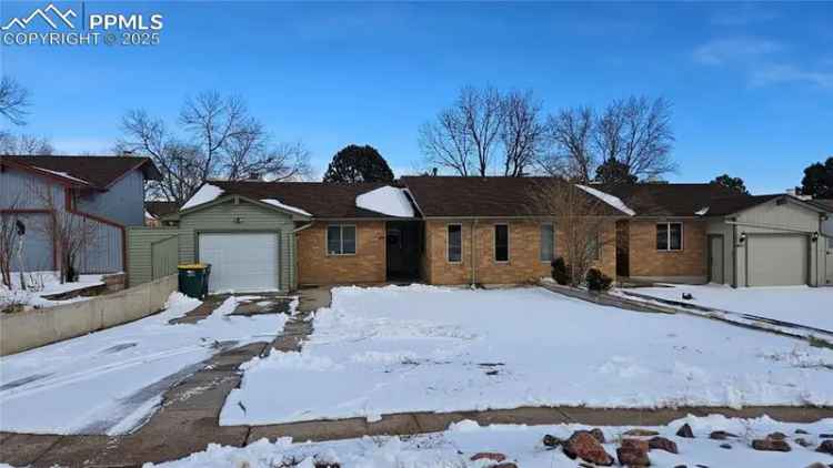 Single-family house For Sale in 419, South Chelton Road, Colorado Springs, Colorado