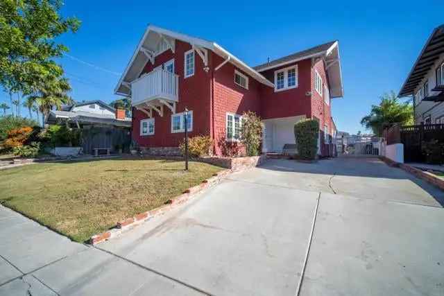 Single-family house For Sale in 4778, Panorama Drive, San Diego, California