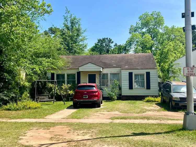 Single-family house For Sale in 1014, West Highland Avenue, Albany, Georgia