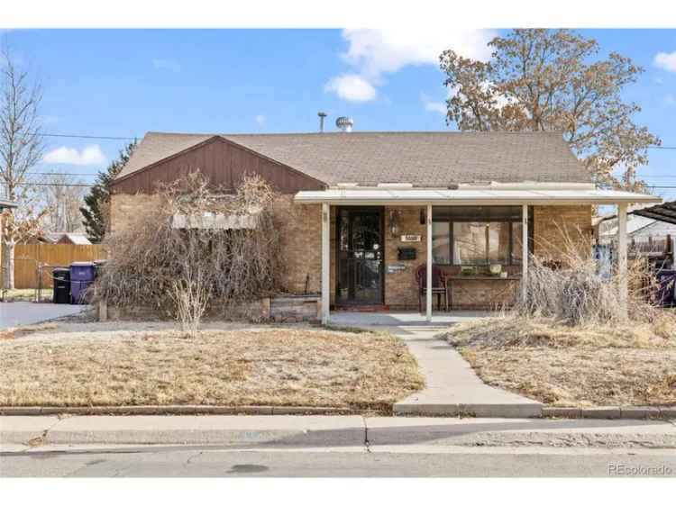 Single-family house For Sale in 5050, Steele Street, Denver, Colorado