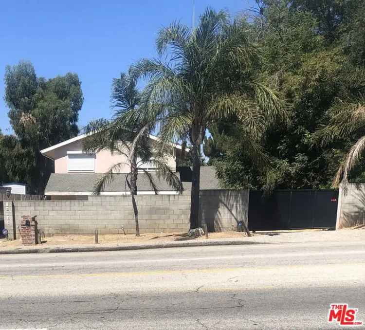 Single-family house For Sale in Los Angeles, California