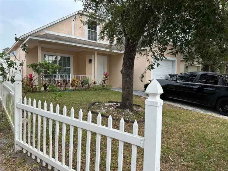 Single-family house For Sale in 5453, Wood Crossing Street, Orlando, Florida