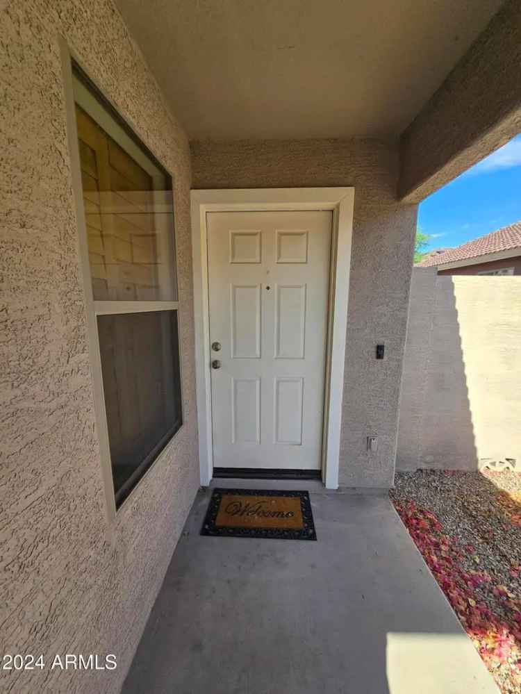 Single-family house For Sale in 5808, South 248th Lane, Buckeye, Arizona