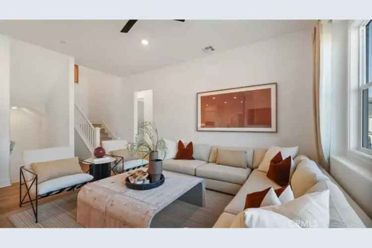 Condo For Sale in Irvine, California