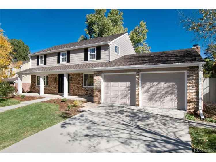 Single-family house For Sale in 7024, South Oneida Circle, Centennial, Colorado