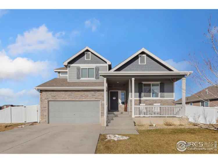 Single-family house For Sale in Greeley, Colorado