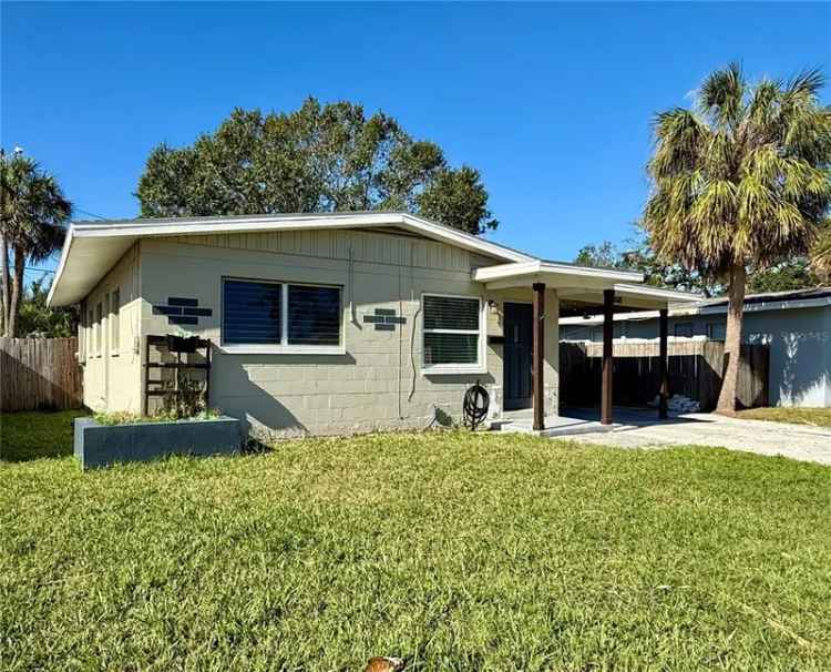 Single-family house For Sale in 5018, Chancellor Street Northeast, Saint Petersburg, Florida