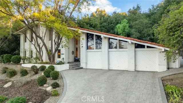 Single-family house For Sale in Westlake Village, California