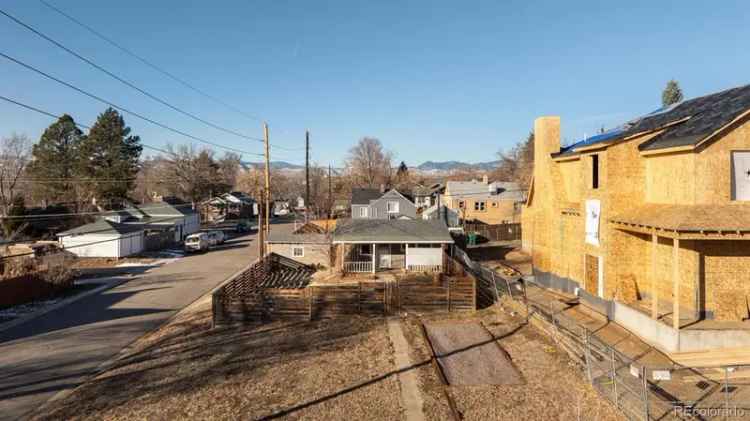 Single-family house For Sale in 3001, Chase Street, Wheat Ridge, Colorado