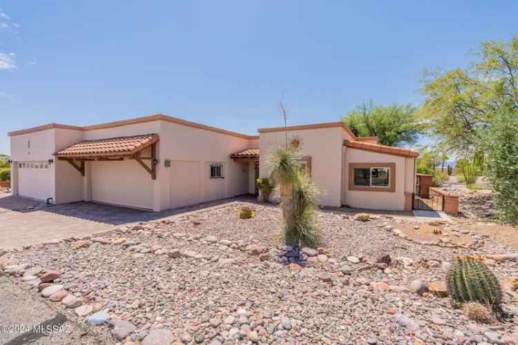 House For Sale in 983, West Camino Guarina, Green Valley, Arizona